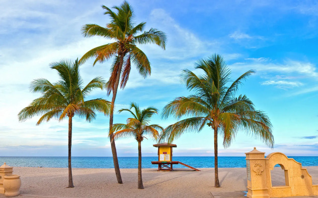 Caribbean Resort Suites