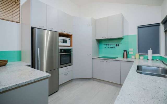 Windsor Park Spacious & Modern 3 bedrooms House
