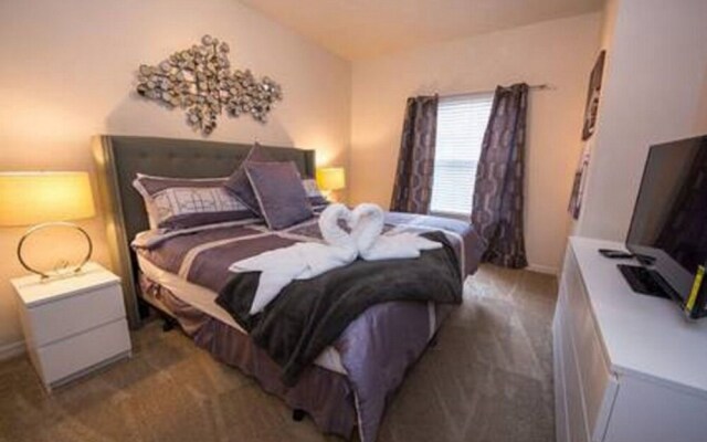 Lucaya Village 3 Bedroom