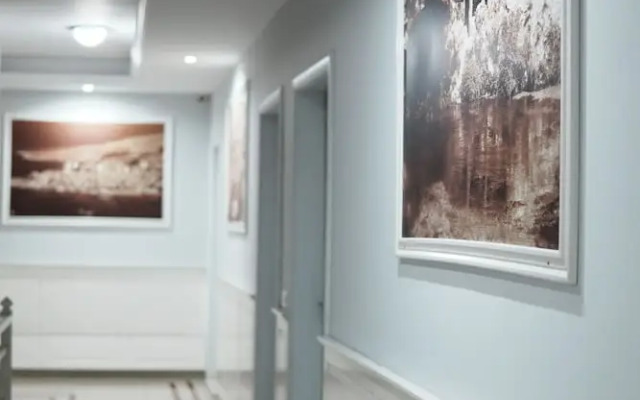 Apartments Flower Residence