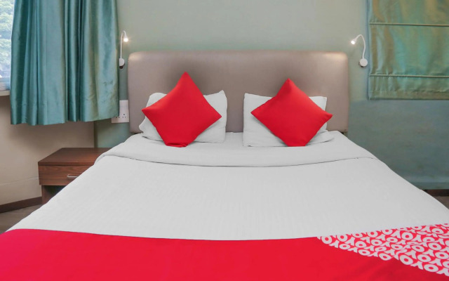 Collection O 80421 Hotel Pearl