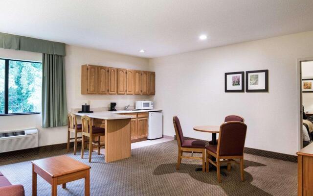 Comfort Inn & Suites LaVale - Cumberland