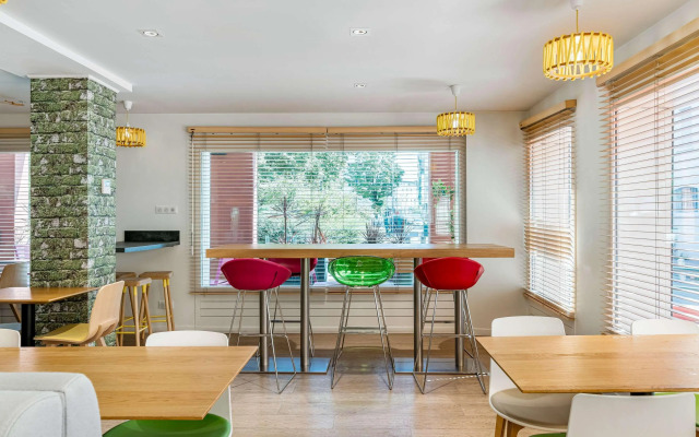 ibis Styles Annecy Gare Centre