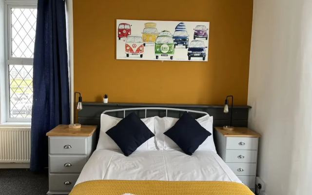 Elemental Surf Lodge