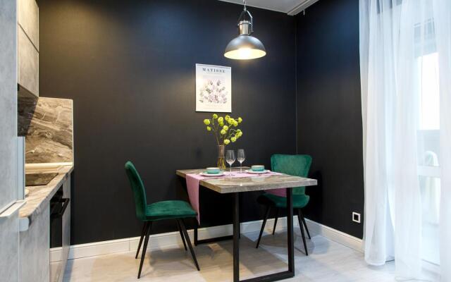 Стрижи на улице Лызина 9