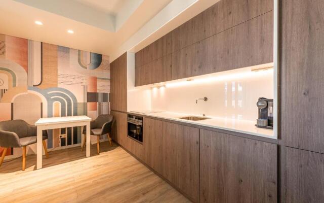 GuestReady - Midcentury Studio with Balcony in Santos 501