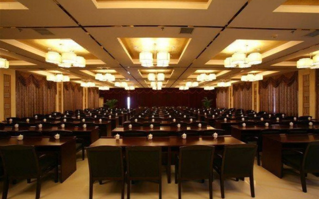 Xianning Chutian Yaochi Hot Spring Resort