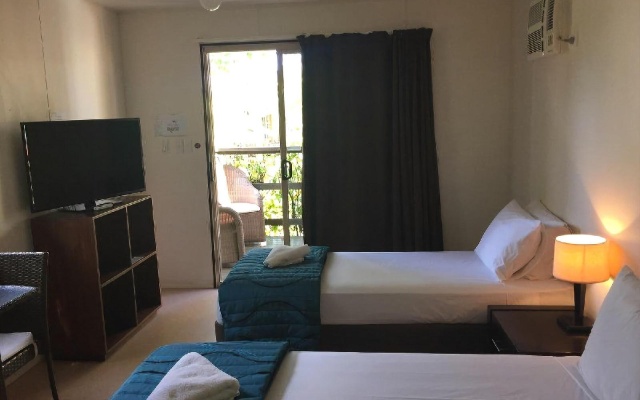 Wongai Beach Hotel – Guest Rooms – Horn Island