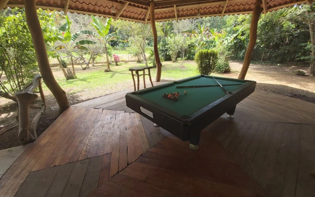 Costa Azul Lodge