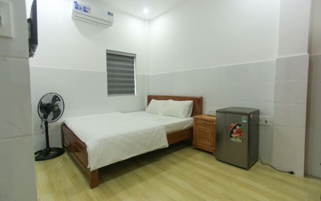 OYO 1068 Fussa Hostel and Apartment