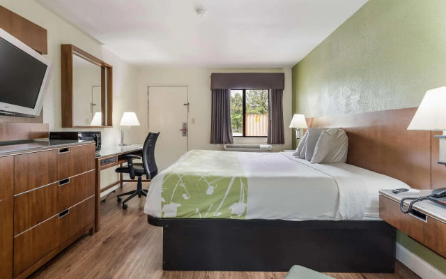 Econo Lodge Atlanta Airport East