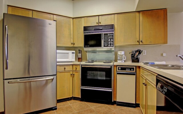 Inverness Condos 302