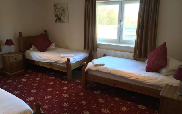 Hunters Lodge Inn