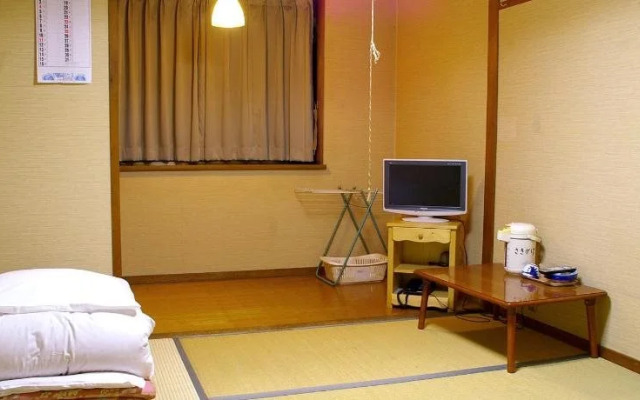 Business Hotel Sakigake Honkan