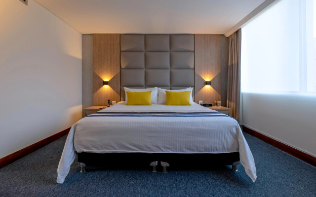 Hotel San Fernando Plaza