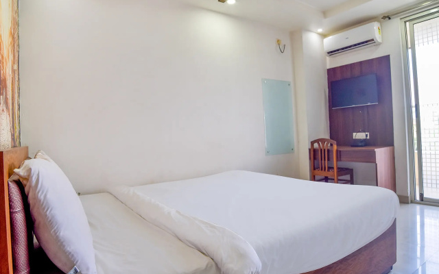 FabHotel IR Luxaria