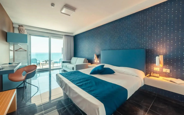 Nautilus Hotel