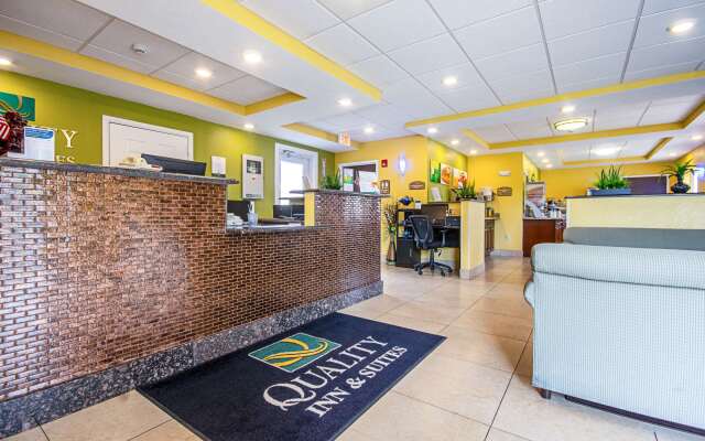 Quality Inn & Suites Glenmont - Albany South