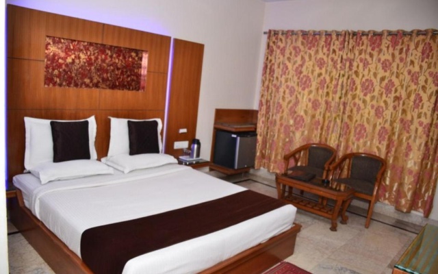 Hotel Basera Brij Bhoomi – Guest Rooms – Vrindavan