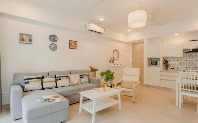 1BR Apt in Candolim With Pool 5 Mins From Beach