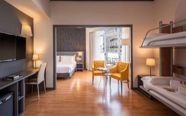 Hotel Madrid Plaza de España Affiliated by Meliá