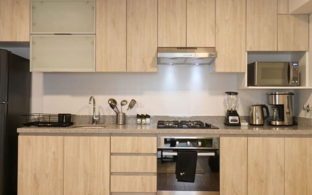 w Designer 2BR in Miraflores