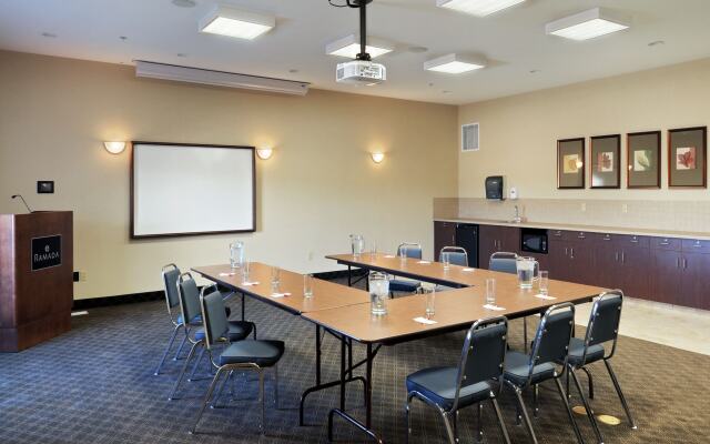 Ramada by Wyndham Lac La Biche