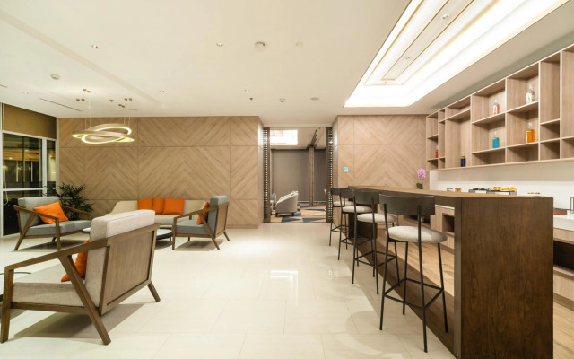 HARRIS Suites Puri Mansion
