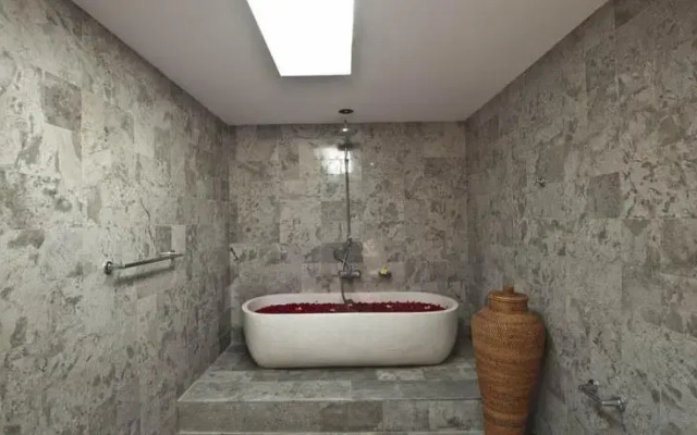 Villa Amira Legian
