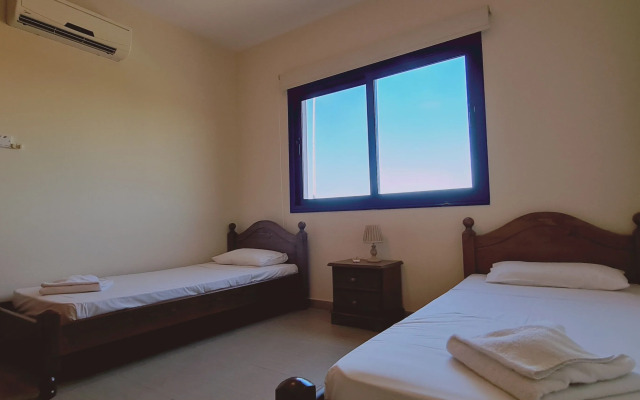 Trinity Apartment by STAY BnB