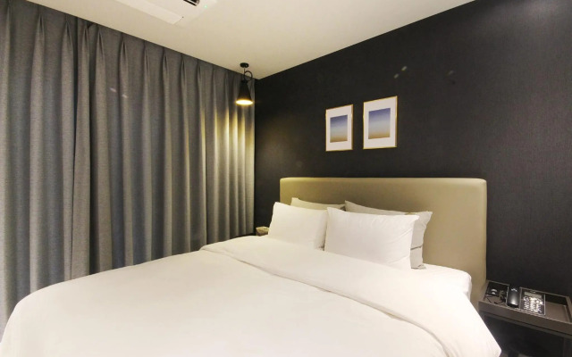 Pharos Hvar Bayhill Hotel
