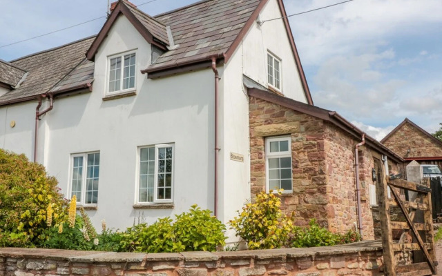 Rodley Manor Cottage, Bloemuns