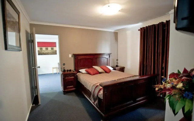 Quality Inn Centre Point