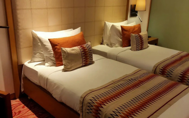 Pride Plaza Hotel, Kolkata