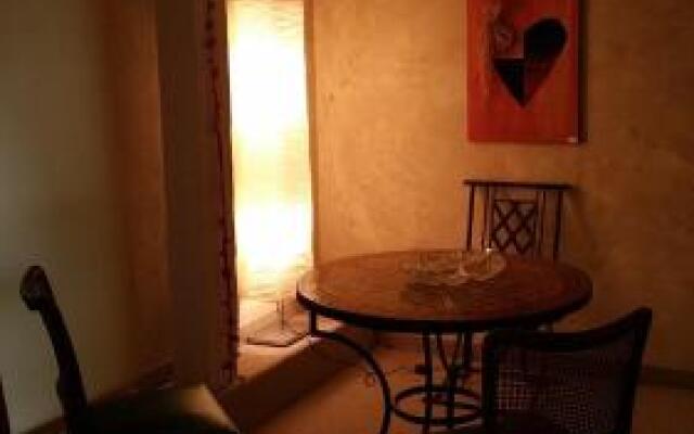 Chambres touristiques La Cour Des Hôtes