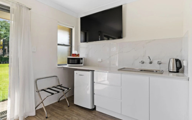 Lemon Tree Passage Motel