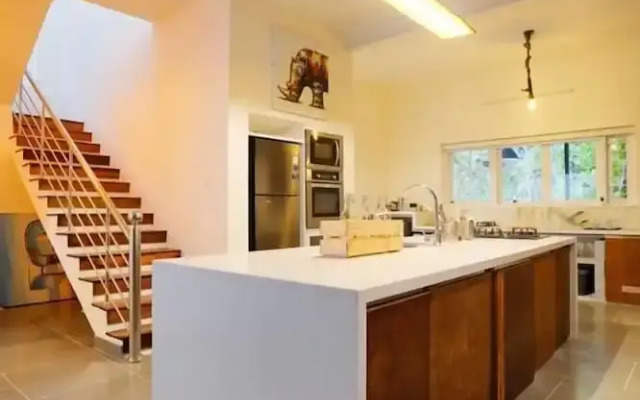 Riverside GuestHouse