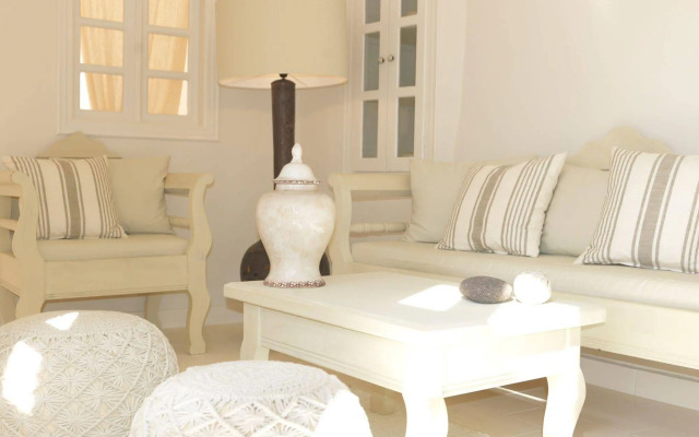 OIA Unique Homes by K&K