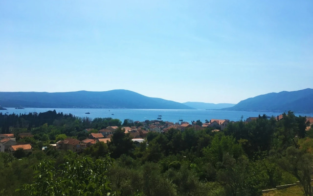 Milmaris Apartments
