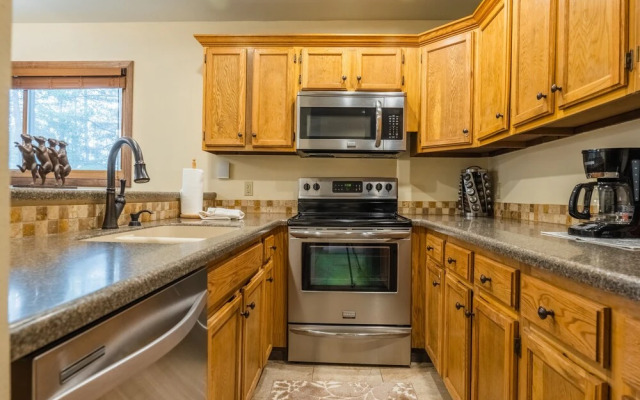 1100 Flying Dutchman 1 Bedroom Condo by RedAwning