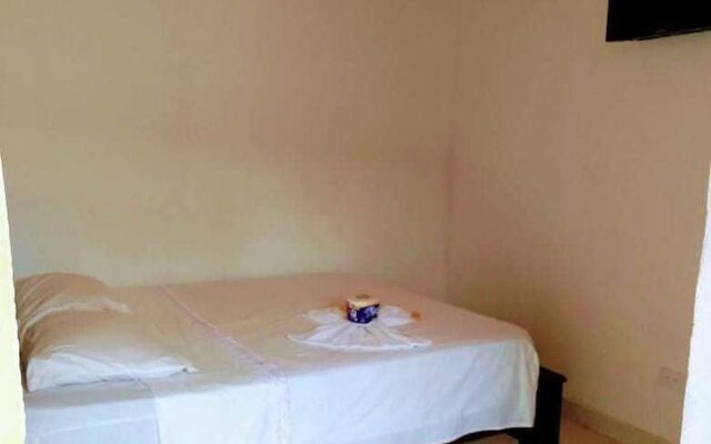 Hotel Zona Tropical