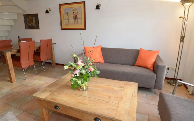 Charming Holiday Home in Texel Near Sea