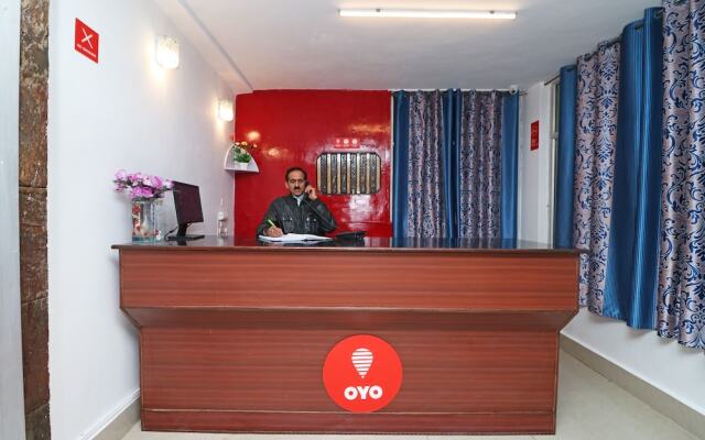 Capital O 13324 Hotel Kosmos Anamika