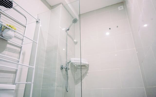 Homey And Cozy Studio Room Daan Mogot City Apartment