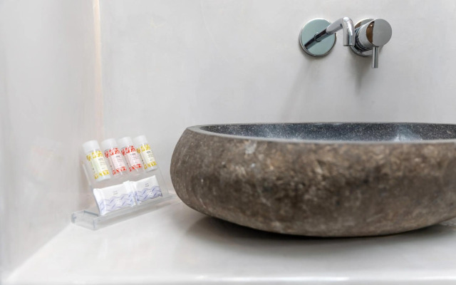 Katerina Roza Studios - Heartfelt Hospitality in the City
