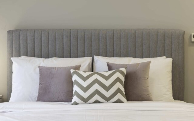 Guestready - Stunning Apt City View Great Amenities 4916