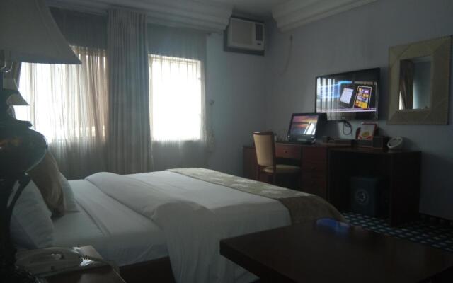 Paris Choice Hotels & Resorts Maitama