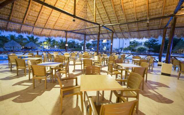 Playa Blanca Town Center