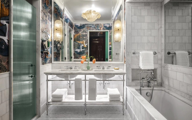 The Fifth Avenue Hotel