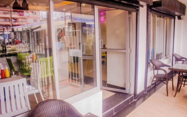 Dayo Suites
